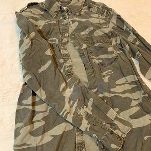 Camo Button-up